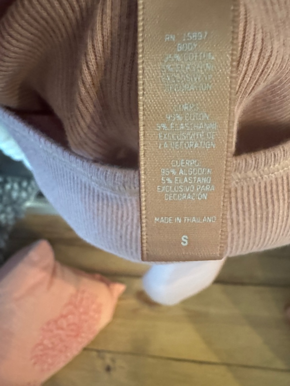SKIMS Peach Ribbed Camisole Tank - Picture 3 of 4